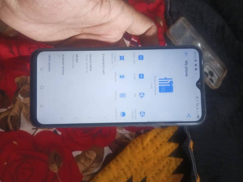 Tecno spark 8c 3-1 64gb 2