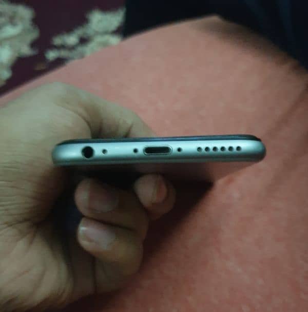 iPhone 6s 32gb non pta 4