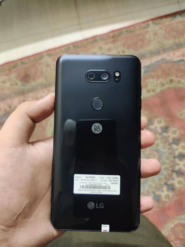 lg V30 4/64gb 0