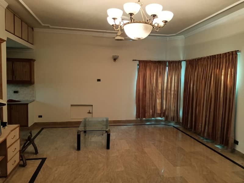 Beautiful One kanal house for RENT 7