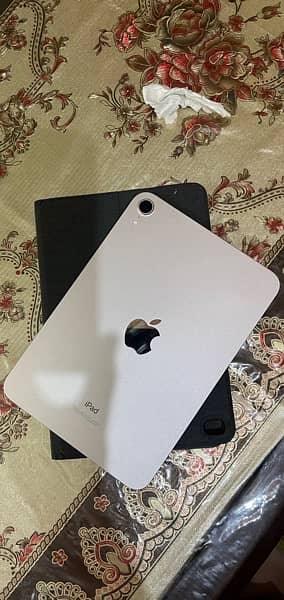 ipad mini 6th generation  64GB     (LLA) model. with box 0