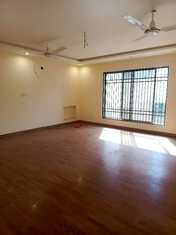 One Kanal House For RENT 11