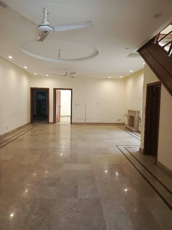 One Kanal House For RENT 28