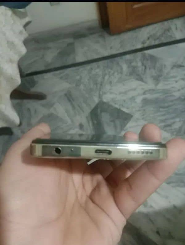 Tecno spark 20 3