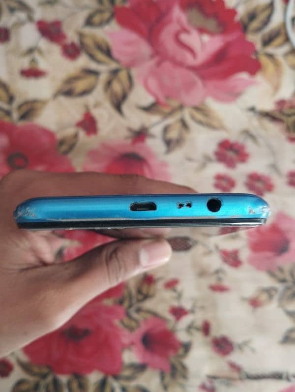 realme c25y for sale 4