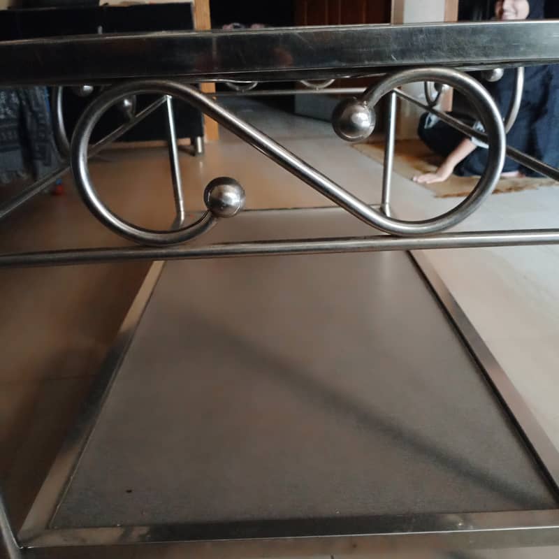 Pure steel table 2