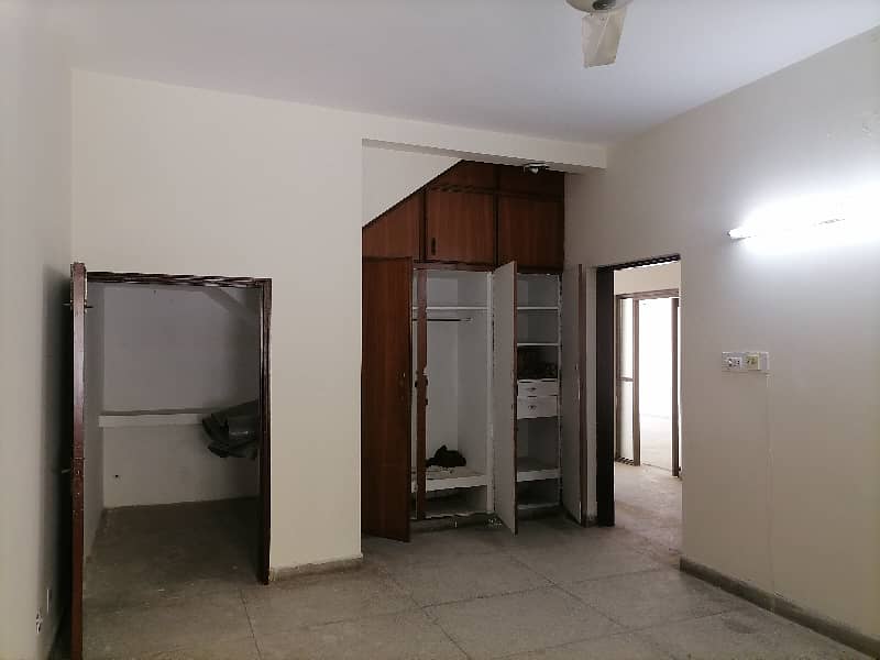 Unoccupied House Of 12 Marla Is Available For Rent In Askari 2