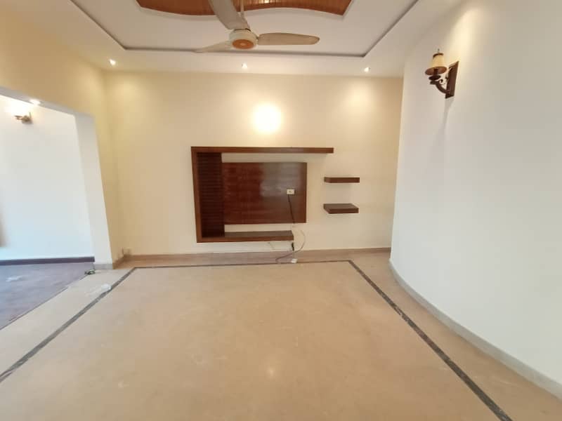 Cantt Properties Offer 10 Marla House Availabel For Rent In DHA Phase 5 2