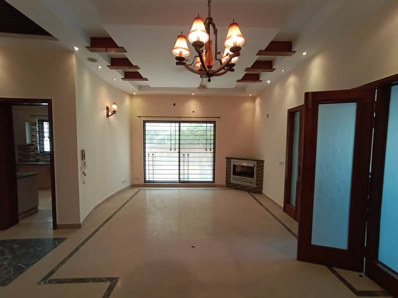 Cantt Properties Offer 10 Marla House Availabel For Rent In DHA Phase 5 3