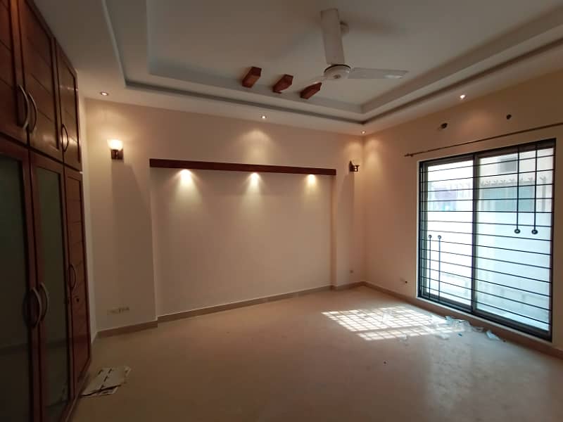 Cantt Properties Offer 10 Marla House Availabel For Rent In DHA Phase 5 5