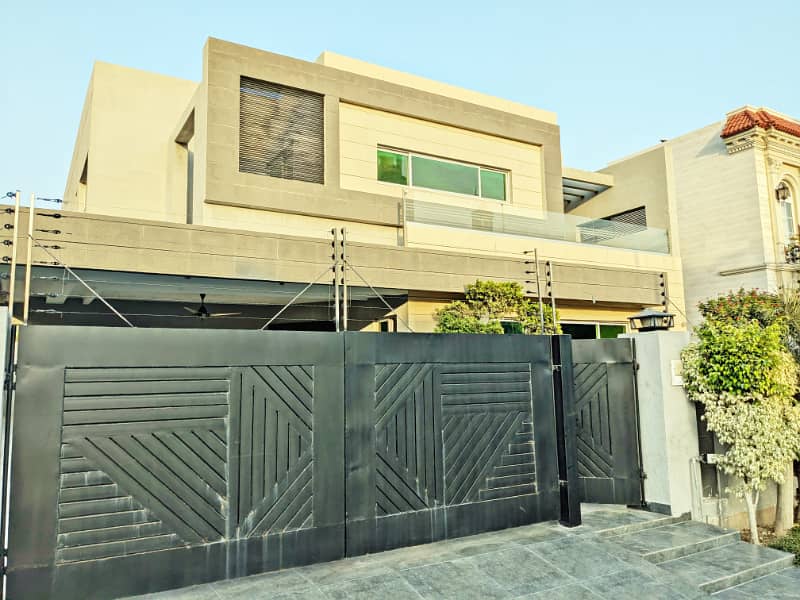 1 Kanal House Availabel For Rentat the top location DHA Phase 6 1