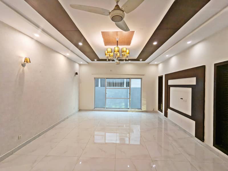 1 Kanal House Availabel For Rentat the top location DHA Phase 6 13