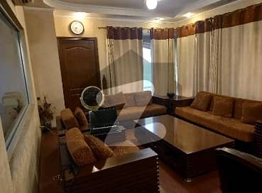 Fully Furnished Office 2700 Sqft Main Boulevard Gulberg 4