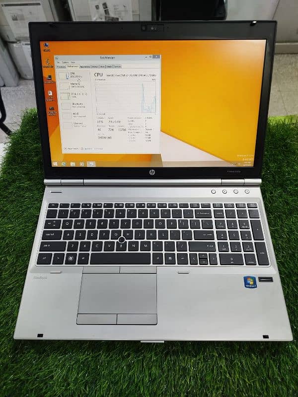 Hp Elitebook 8560p 1