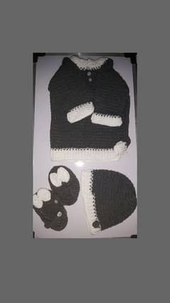 Handmade wool set for new born to 5 months old.