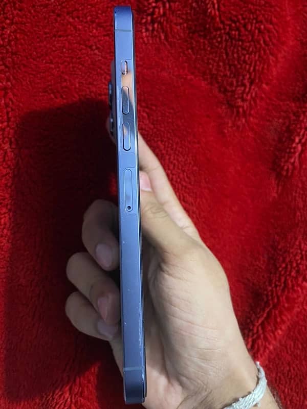 iphone 13 pro max 256 gb 10/9.8 condition full saaf piece water pack 3