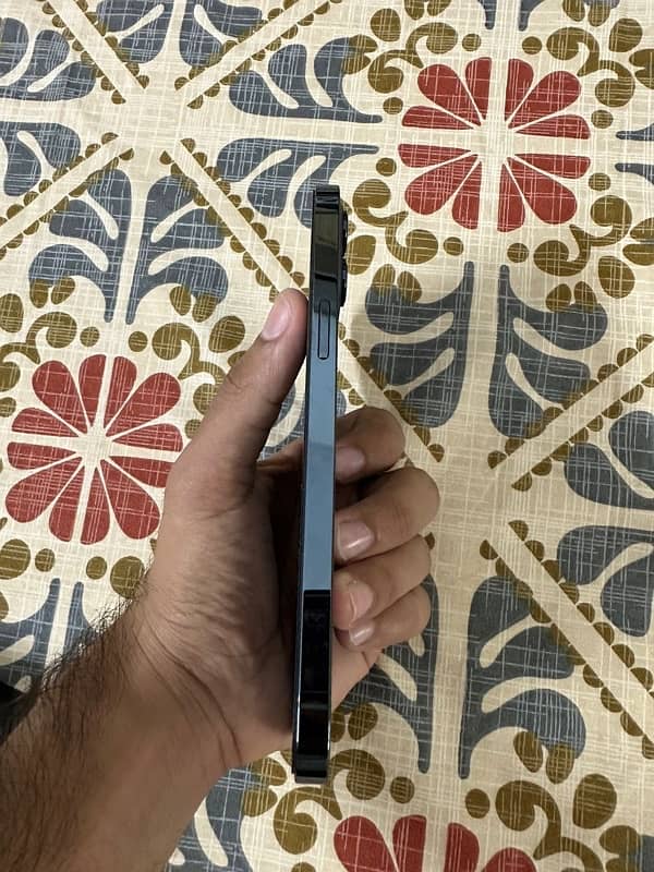 Iphone 12pro Max  128gb 4