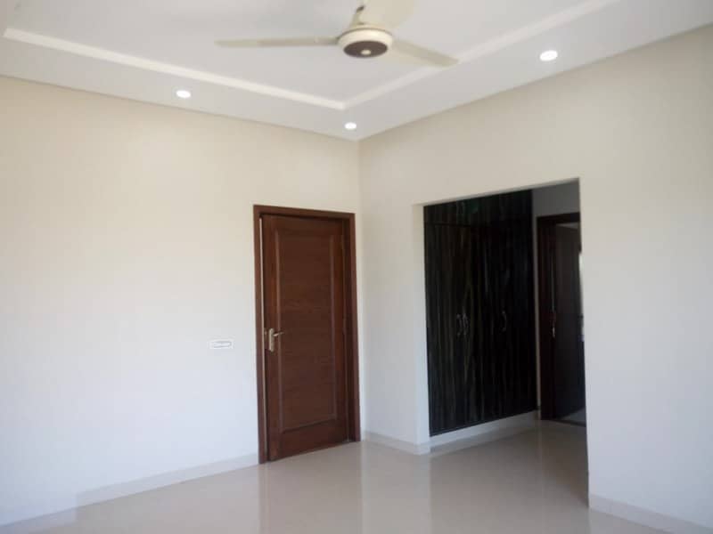 10 Marla House For Sale In Punjab Coop Housing Society 2