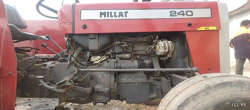 messy tractor 240 6