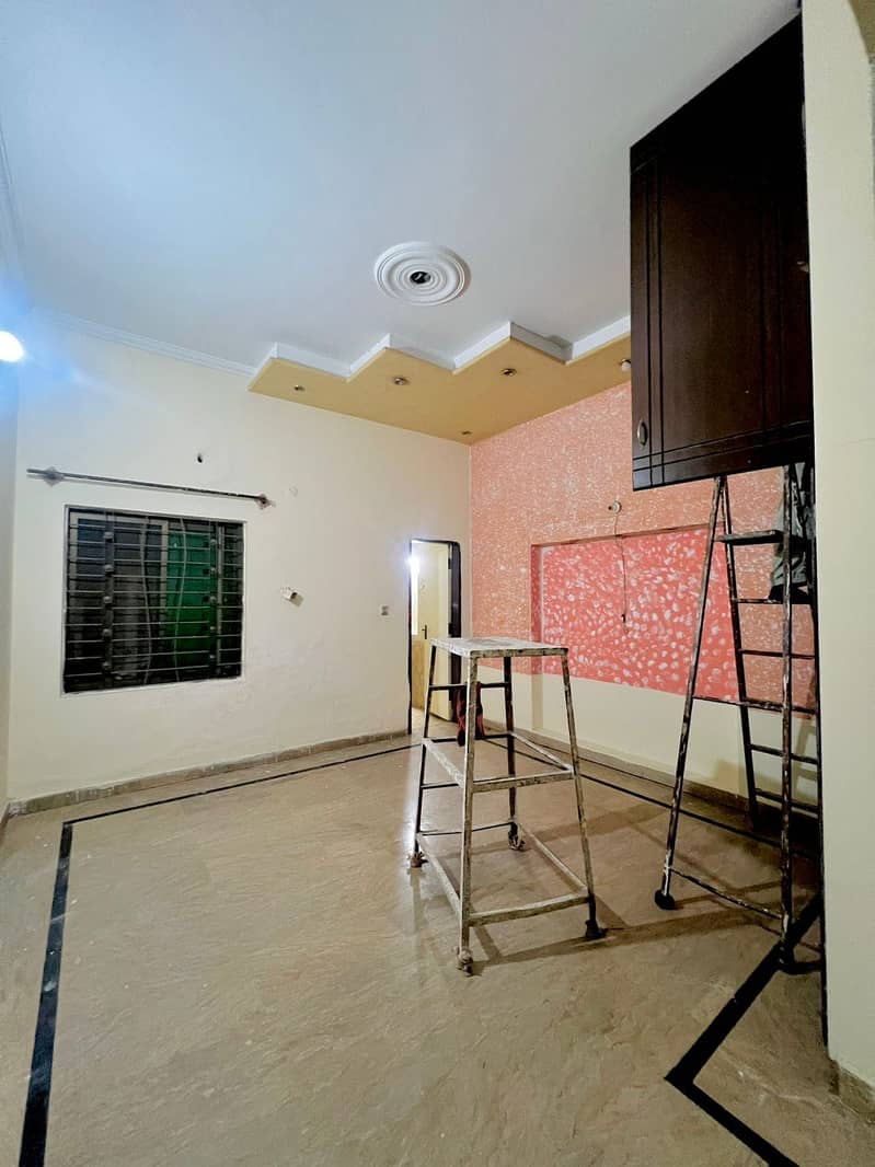 5 Marla Ground Floor For Rent In Johar town 0