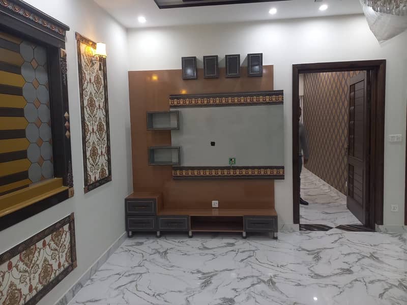 New 10 Marla House For Sale In Wapda Town 3