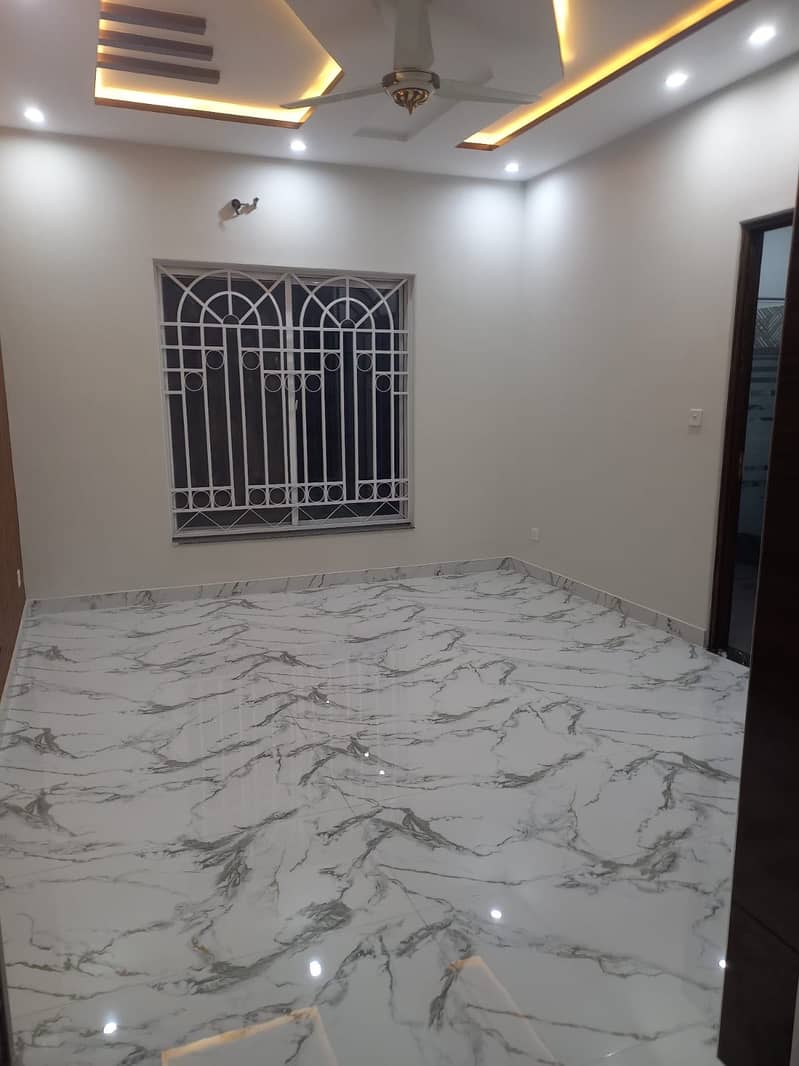 New 10 Marla House For Sale In Wapda Town 14