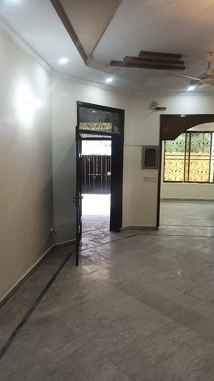 8 Marla Full House For Rent In Johar Town Near Emporium Mall 21