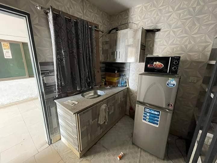 Furnished Flat FOR Rent Near Emporium Mall Johar Town 6