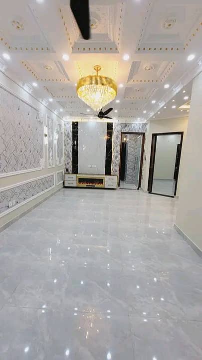 BEAUTIFUL HOUSE FOR RENT AVAILABLE 8