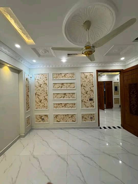 BEAUTIFUL UPPER PORTION FOR RENT AVAILABLE WITH GAS SEPARATE INTERENC 4