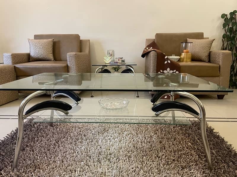 4 seater sofa set + centre table and 2 side tables 3