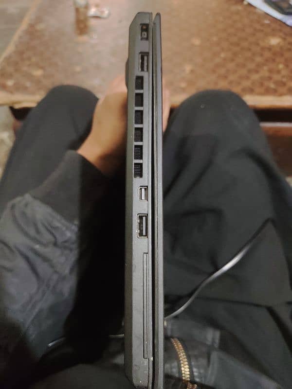 Lenovo ThinkPad T450 i3  5th generation 4