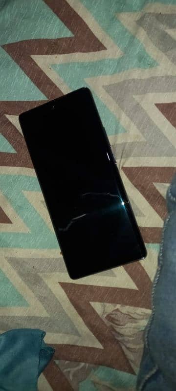 im selling my techno spark 20 pro plus super AMOLED display 2