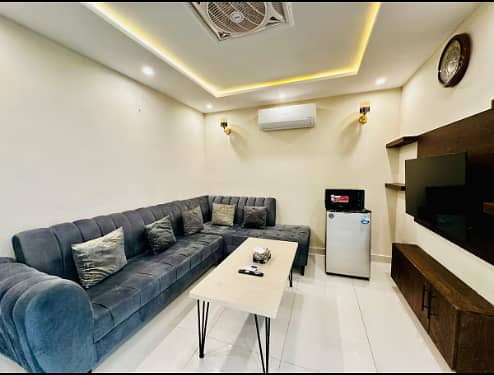 Luxury Apartment for Short Stay/full day Rent in Bahria Town Lahore 4