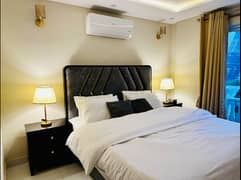 Luxury Apartment for Short Stay/full day Rent in Bahria Town Lahore