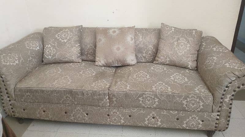 used sofa good condition 2