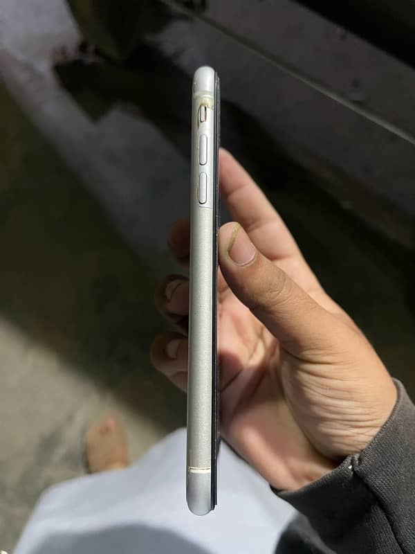 iPhone XR non pta 3