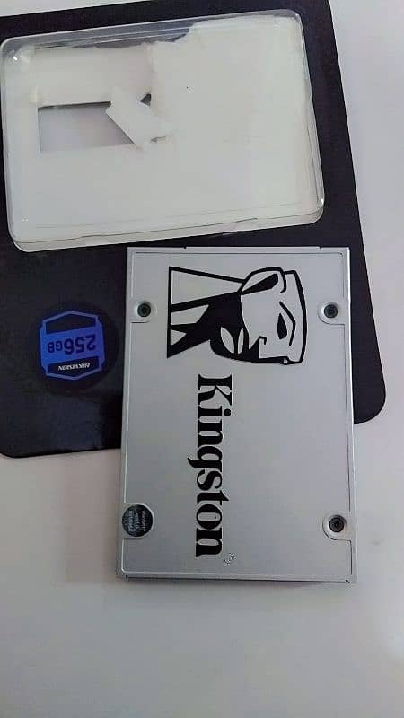 Kingstone 256GB SSD desktop 0