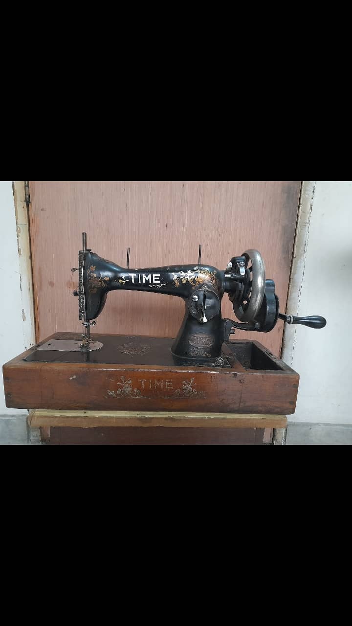 Heavy Duty Sewing Machine 3