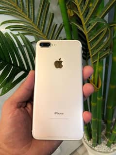 iPhone 7plus 32gb jv