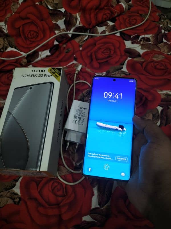 tecno spark 20pro+ full box 8+8/256 urgent sale need money 03110996662 7