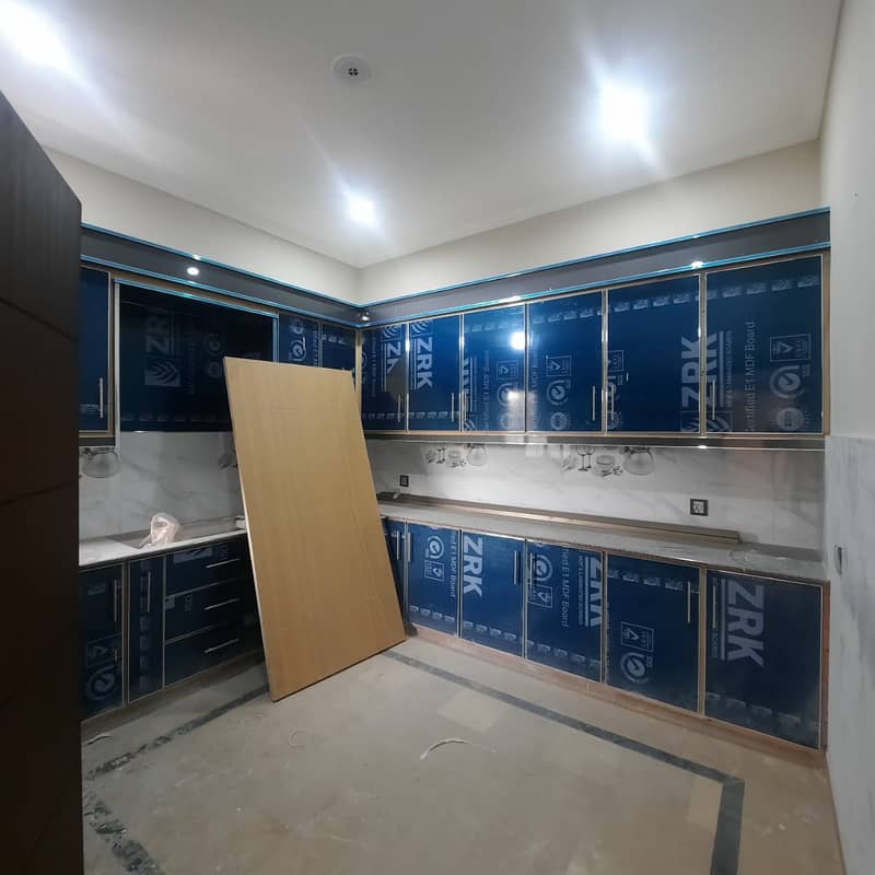 10 Marla Upper Portion for Rent in Prime Location - Aitchison Society 5