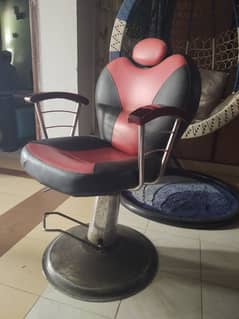 Salon Chair 10/9 condition