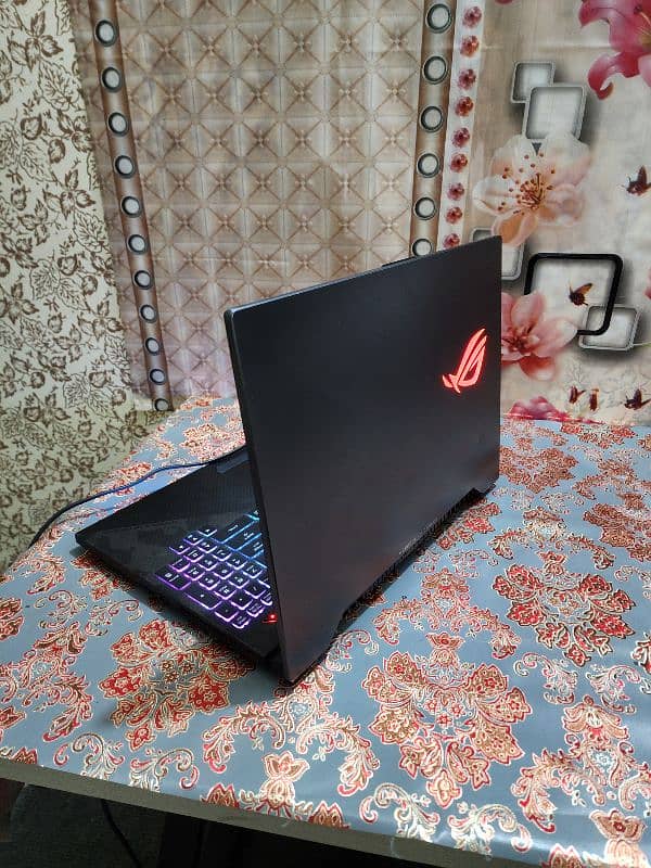 Asus Rog GL504 Ci7 8750H 6GB Nvidia 144 hz 5