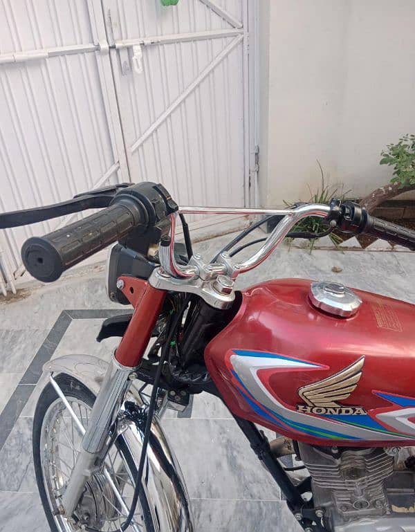 Honda CG 125 all okay bike 1986 model 0