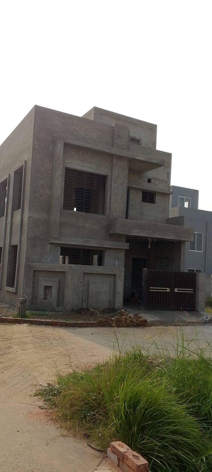 5 Marla Grey Structure House For Sale In New Lahore City Phase 2 Block A 4