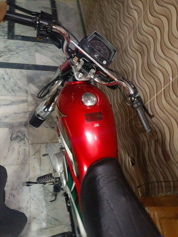 I am selling for bike Honda CD 70 all punjab number 22/23 model 1