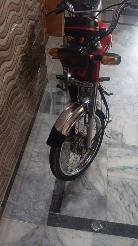 I am selling for bike Honda CD 70 all punjab number 22/23 model 4