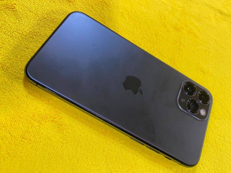 iphone 11 pro 256 Gb PTA Approved 0