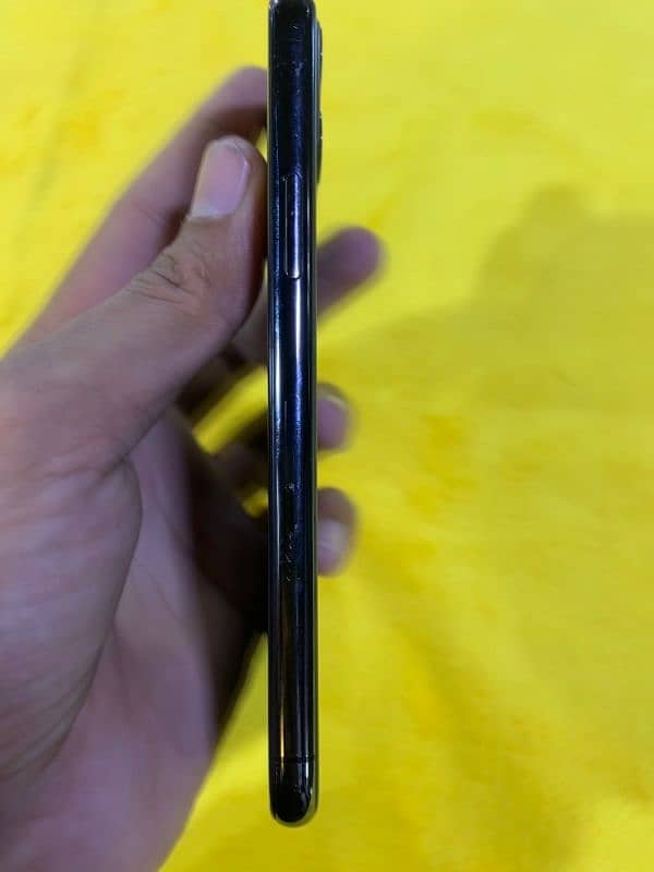 iphone 11 pro 256 Gb PTA Approved 2